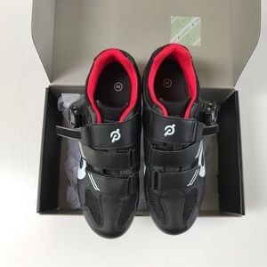 PELETON CYCLING PERFORMANCE SHOES